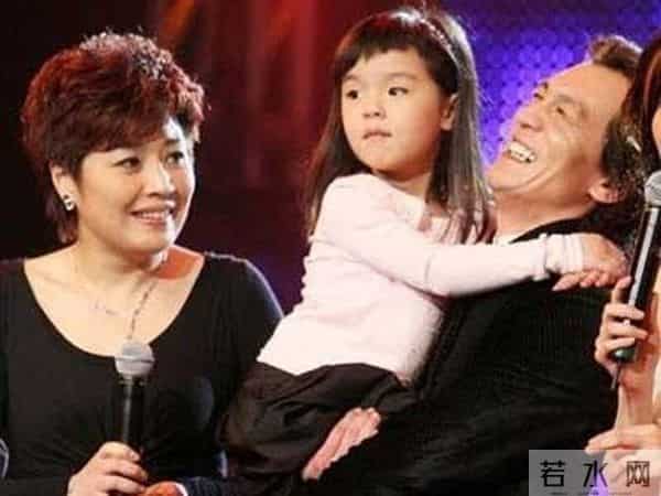 杨澜为李天一喊冤