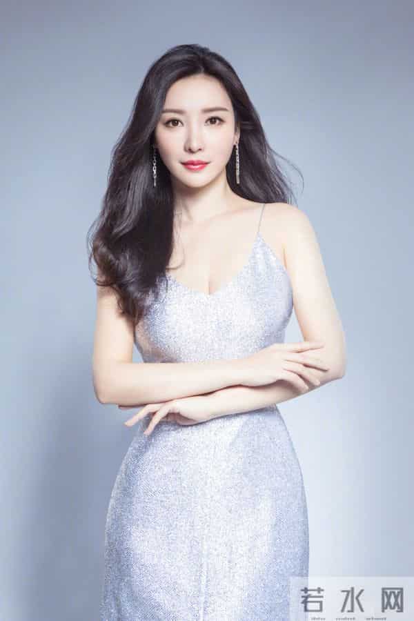 高权健个人资料