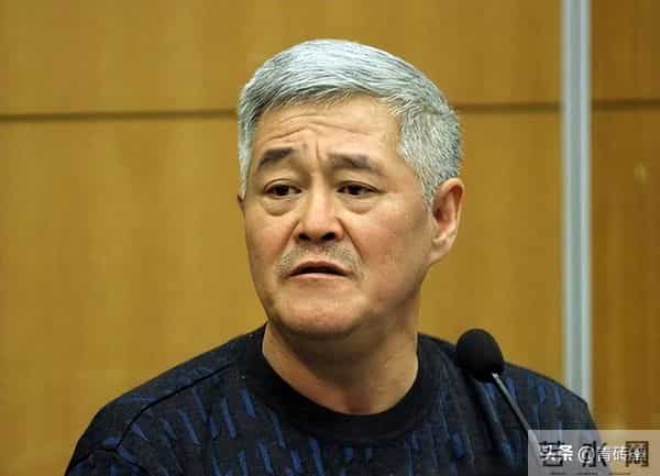 臧天朔得罪成龙