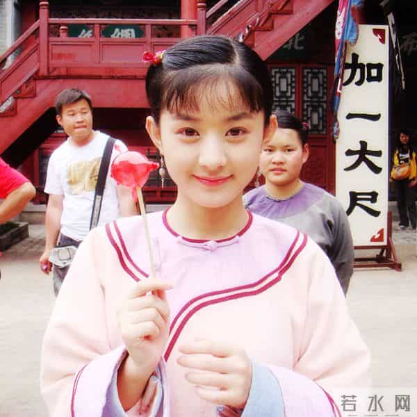 赵丽颖做了几年朝阳v姐