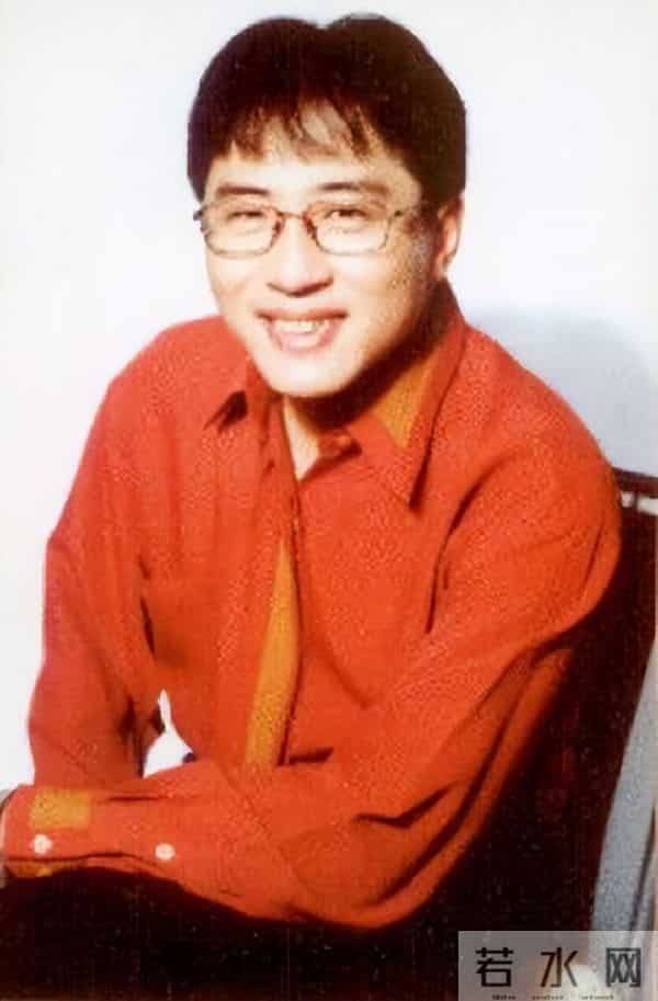 何静第一任老公