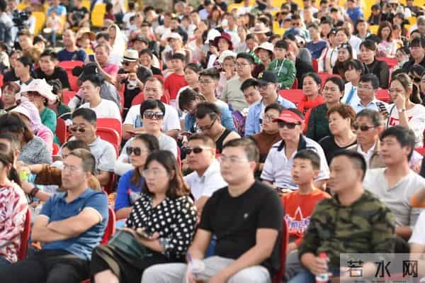 一瞬间丽江小倩mp3