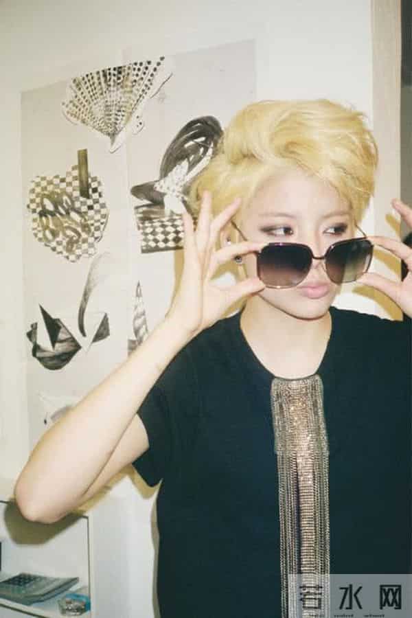 吴亦凡宋茜接吻