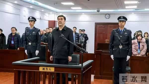 努尔 白克力-努尔·白克力,无期徒刑