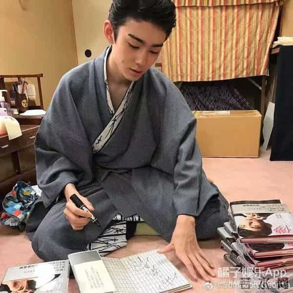 日本歌舞伎世家小少爷