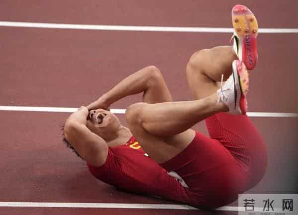 第七次突破10秒 苏炳添9秒98夺冠