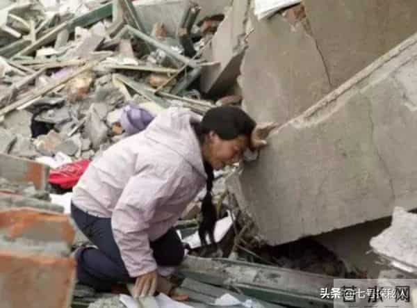 廖智现任老公-无腿舞者廖智40岁怀4胎,大女儿在08年地震丧生,离婚后遇到真爱