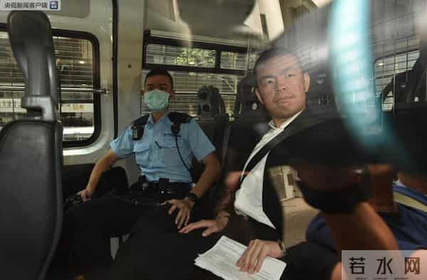 袭击记者保释被拒