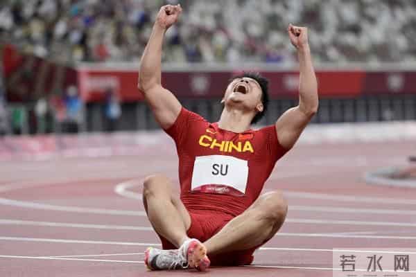 第七次突破10秒 苏炳添9秒98夺冠