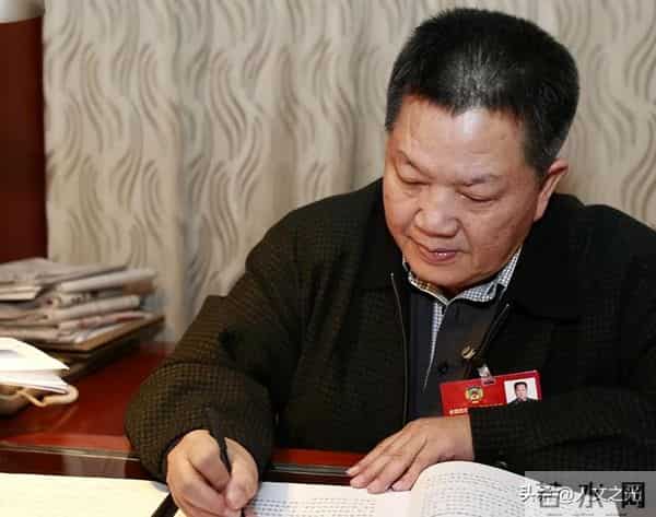 台湾飞机投奔大陆