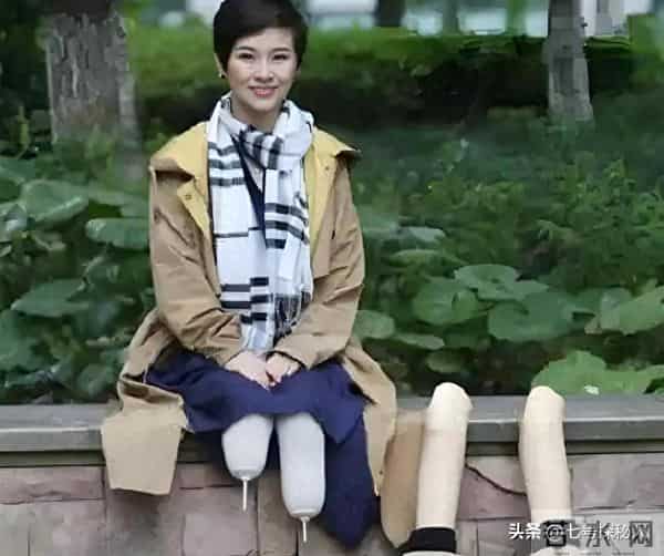 廖智现任老公-无腿舞者廖智40岁怀4胎,大女儿在08年地震丧生,离婚后遇到真爱