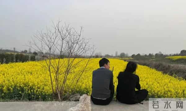 余秀华回应被丈夫家暴