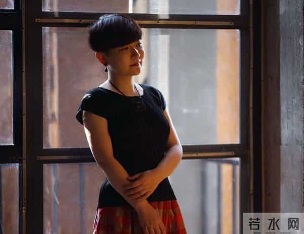 胥午梅近况-主持过央视《新闻30分》,观众缘好又干练大方的胥午梅去哪了