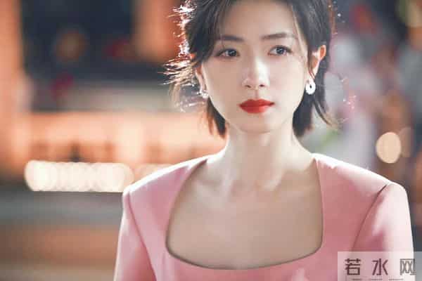 周冬雨王一博用歌声唤醒苏绣