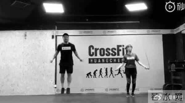 李宇春跳绳-李宇春跳绳很厉害么 李宇春跳绳为什么上热搜 李宇春跳绳始末梗