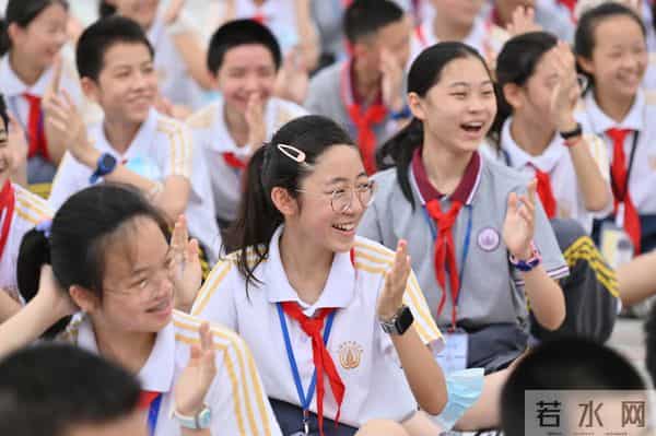 北蔡中学-上海市北蔡中学：学习二十大，校园展风采