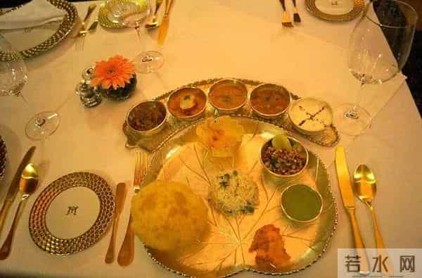 印度火车-这辆印度火车绝对改变你对印度脏乱差的印象,160000车票考虑下吧