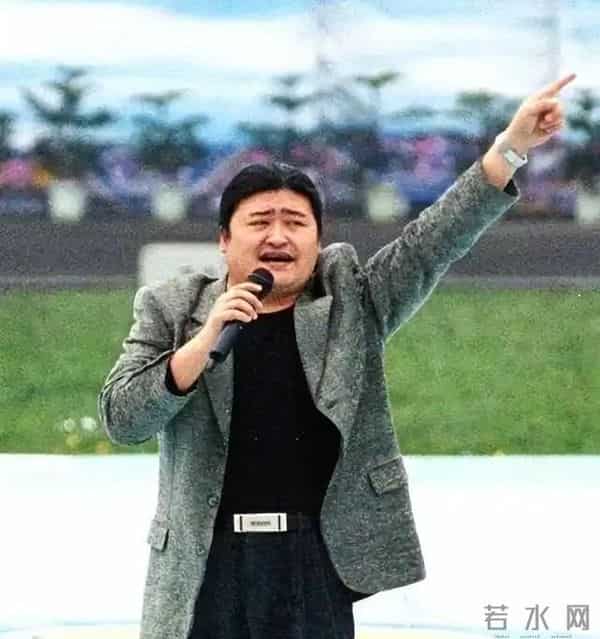 刘欢草帽歌-收手吧!身患“不死癌症”的刘欢现身女儿婚礼,恶心的事情发生了