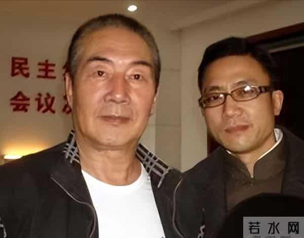 演员杜雨露-国家一级演员杜雨露:病逝两年,葬礼仅6人参加,遗孀的选择令人泪目