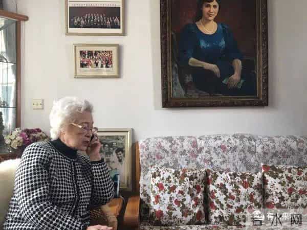 艺术人生秦怡-逃婚、大病、白发人送黑发人…“人民艺术家”秦怡的传奇百年人生