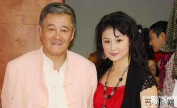 于月仙年轻照片