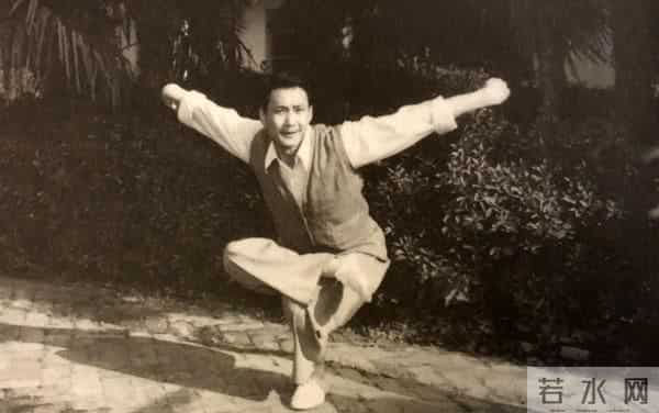 滑稽表演艺术家童双春逝世