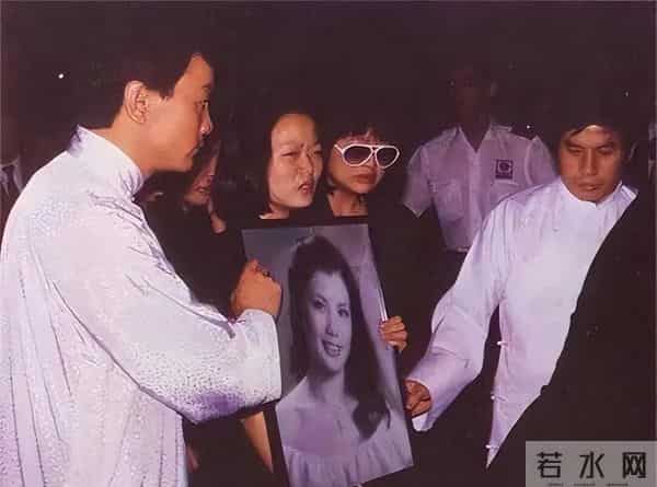 天龙八部汤镇业