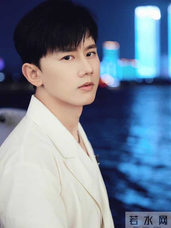 张杰发文回应演唱会意外受伤