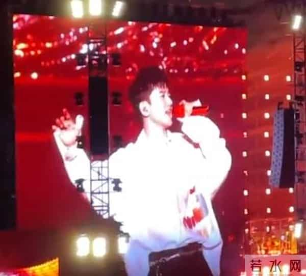 张杰发文回应演唱会意外受伤