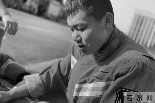 毛景荣烈士-痛别！毛景荣、刘泽军烈士遗体告别仪式在临平举行