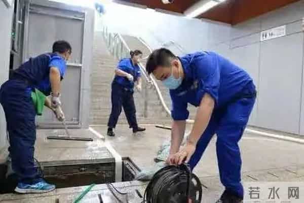 台风烟花逼近上海