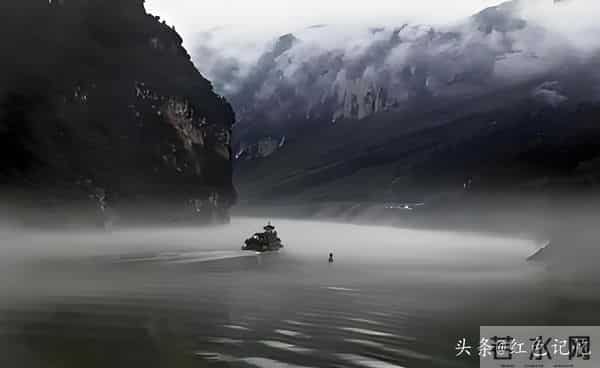 龙潭三杰-“龙潭三杰”钱壮飞:情报专家牺牲真相大白,证实被当地地痞所害