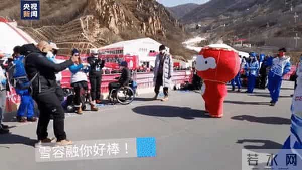 冰墩墩雪容融都下班了