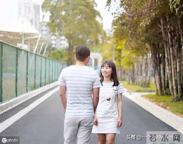 爱情谏言-关于爱情的20条经典语录，文字虽短却侵入心坎