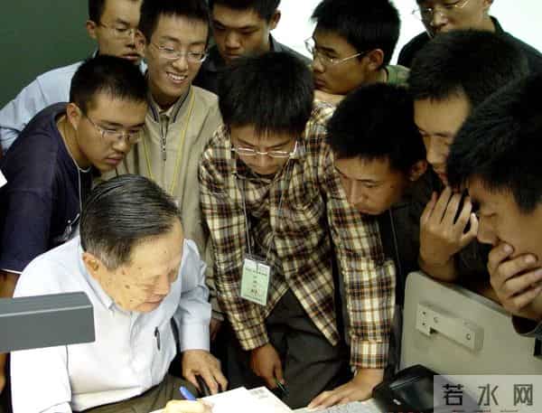 诺奖得主-童年未想过当科学家