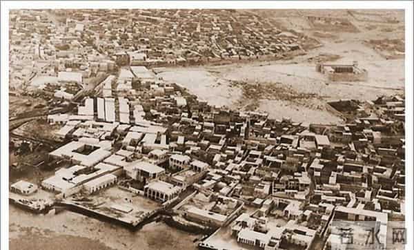 卡塔尔谈世界杯花2000亿美元