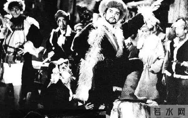 杨子荣简介-智取威虎山的杨子荣,真实的结局如何?因为一张照片,解开了身世