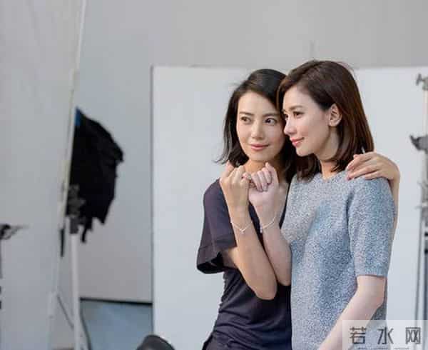 高圆圆看望贾静雯