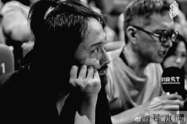 周鸣晗-一个叫王传君的演员决定躲起来