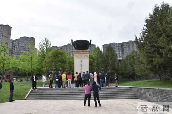 赵高是谁-赵高身世之谜：他是潜伏秦国的间谍？是宦官却有个女儿？