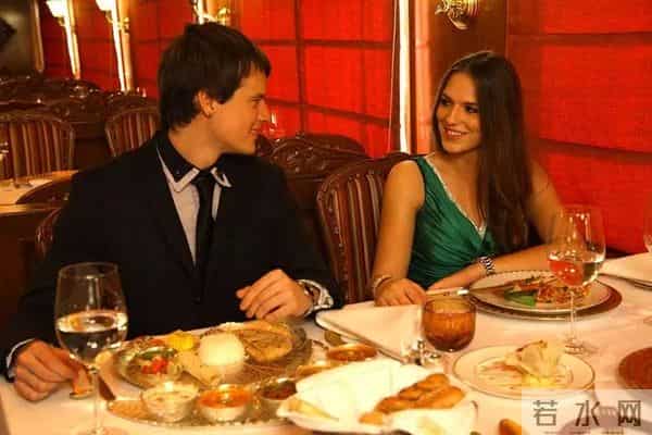 印度火车-这辆印度火车绝对改变你对印度脏乱差的印象,160000车票考虑下吧