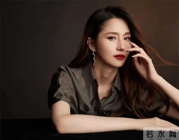 三地肉搏团-经典国产大尺度三级片《3D玉蒲团》，曾轰动一时。不知你是否看过