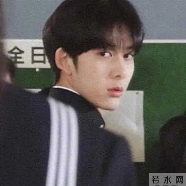 畑野浩子-昔日世界第一美少年：历经一次婚姻，至今仍未娶相伴多年女友 。