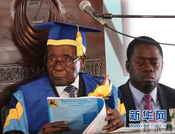 穆加贝去世-快讯!外媒:津巴布韦前总统罗伯特·穆加贝去世,终年95岁