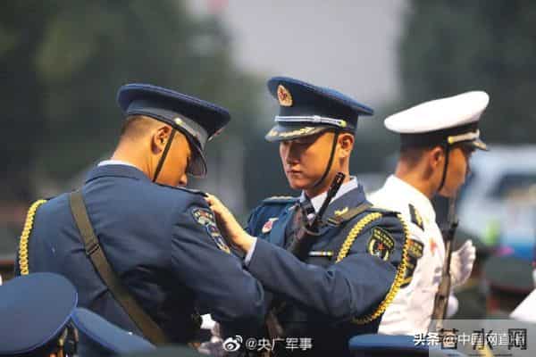 受阅官兵集结完毕