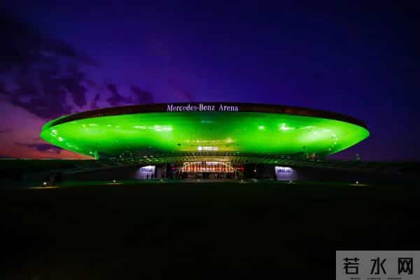 世博演唱会-今年以来世博地区已举办大型演唱会80余场，消防力量为火热观演加上一道“安全锁”