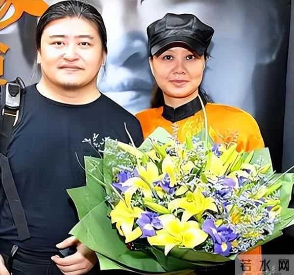 刘欢草帽歌-收手吧!身患“不死癌症”的刘欢现身女儿婚礼,恶心的事情发生了