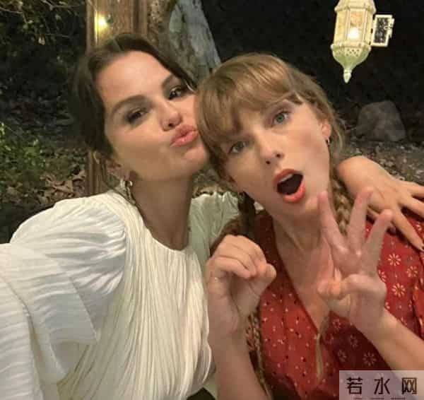 贾斯汀比伯和赛琳娜戈麦斯