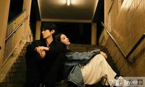 白敬亭弹卡农告别《开端》