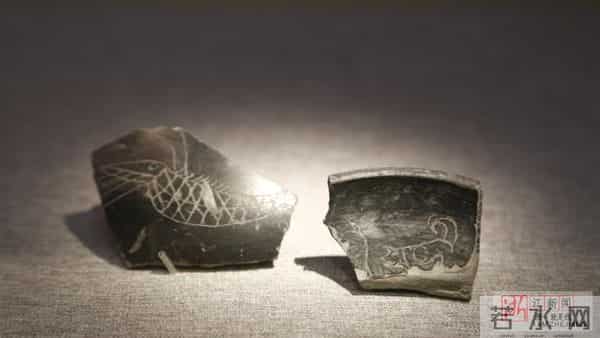 良渚陶罐神秘符号